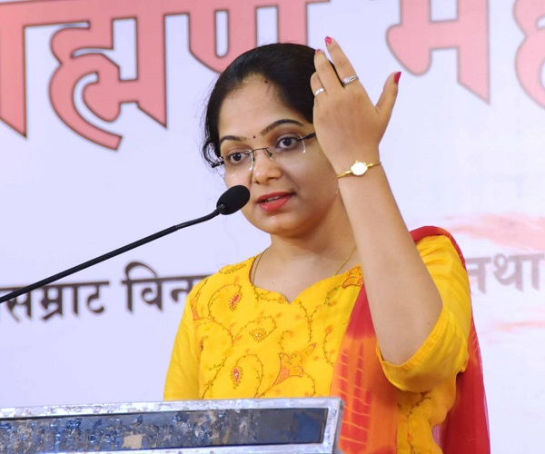 छायाचित्रे